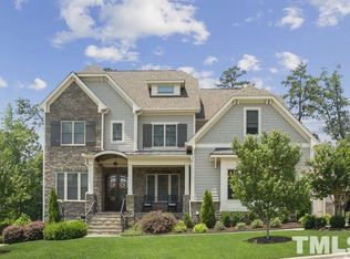 732 Magalloway Dr, Cary, NC 27519