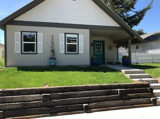 307 2nd Ave E, Eureka, MT 59917