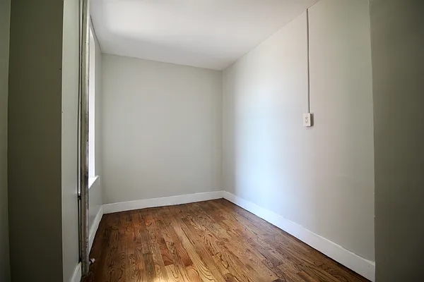 Rented by Hagstrom Management Inc | media 7