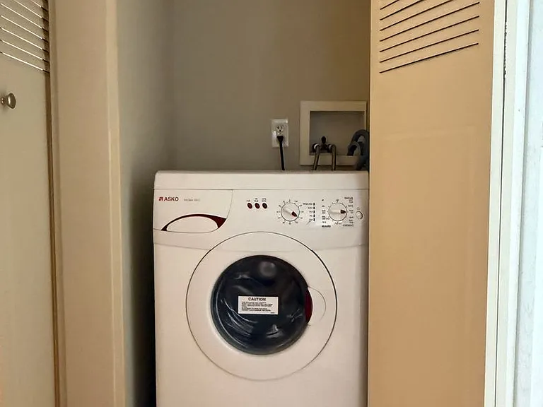 1770 Bryant Ave S #217 — Photo 19