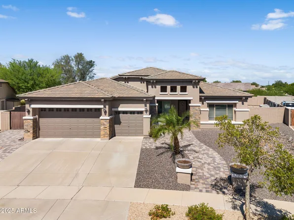 8424 W GARDENIA Avenue, Glendale, AZ 85305