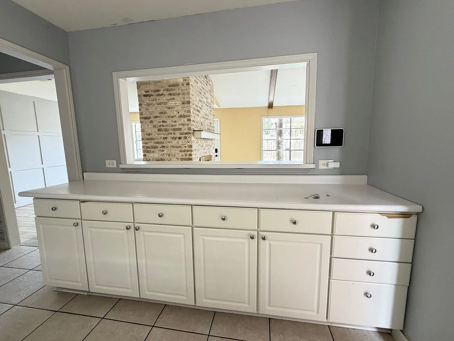 3 bed, 2.0 bath, 1734 sqft, $1,800 — Photo 3