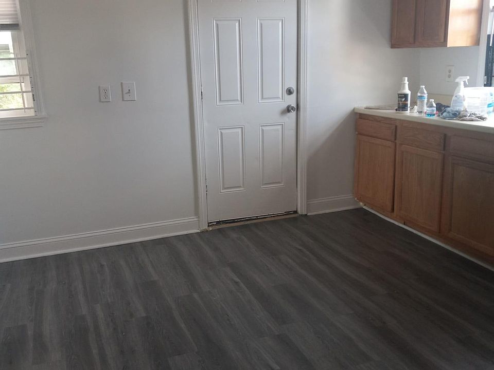 2nd image of 19 Whitman St