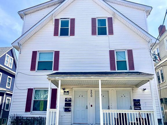 2nd image of 200 Montauk Ave #3A