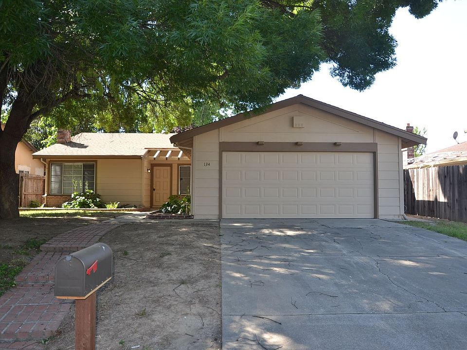 1st image of 134 Cedro Cir