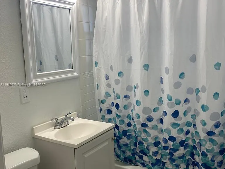 6805 Abbott Ave #7 — Photo 2