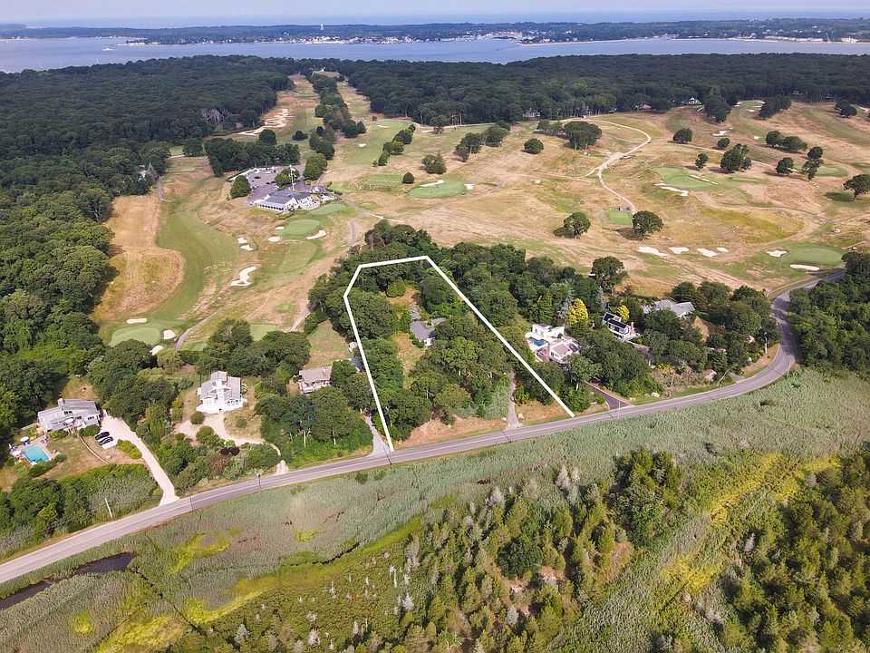 2nd image of 5 Gardiners Bay Dr
