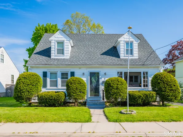 7 Mountain View Avenue, Enfield, CT 06082