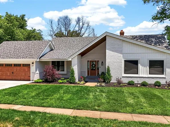 16365 Peppermill Dr, Chesterfield, MO 63005