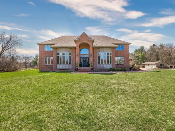 3778 E El Rancho Dr, Midland, MI 48642