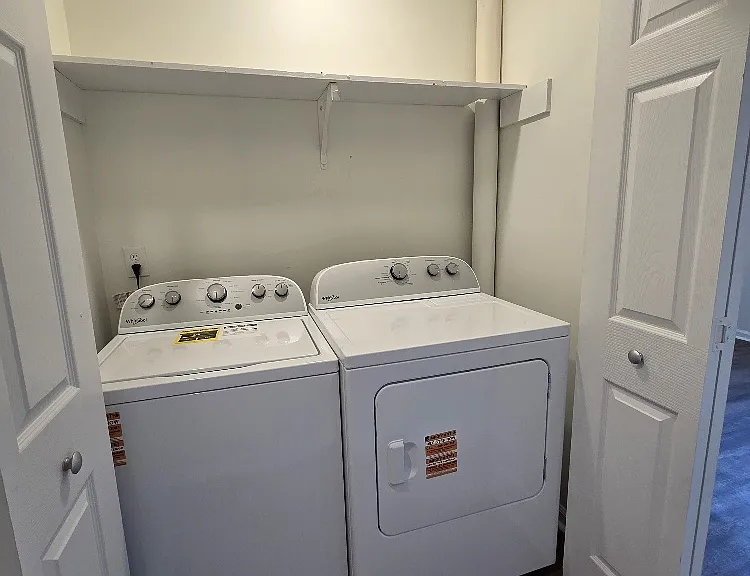 4 Woodrum Pl — Photo 27