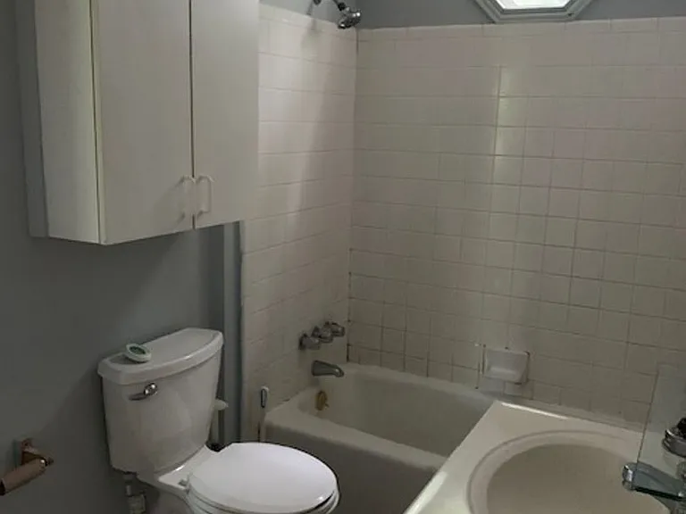 810 Bethesda Rd — Photo 7