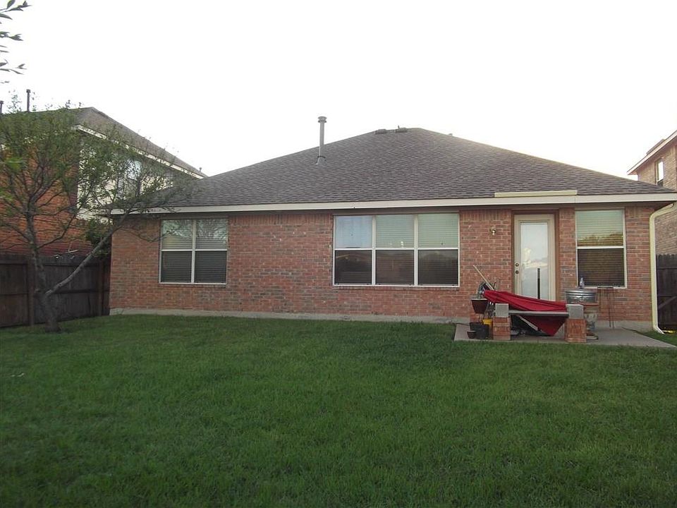 2nd image of 9005 Friendswood Dr