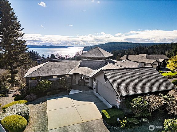 3rd image of 15107 Bridgeway Drive