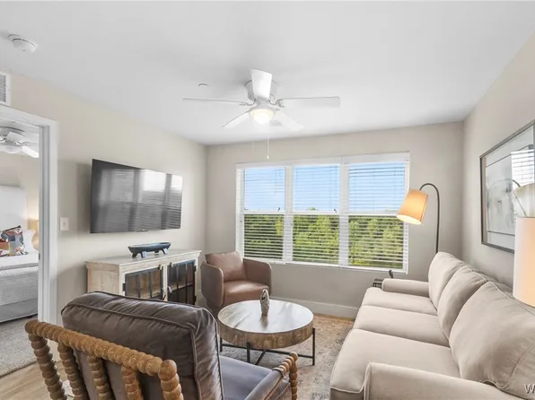 680 6th Ave NE APT 5401, Tuscaloosa, AL 35404