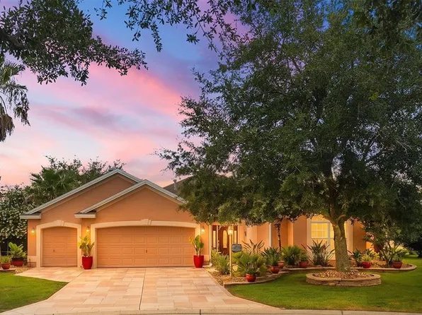 2252 Central St, The Villages, FL 32162