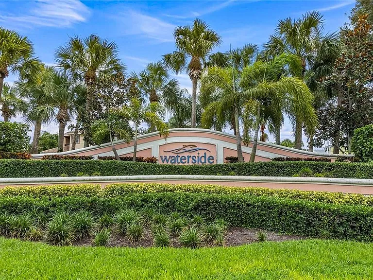 3873 Pompano Dr SE #D — Photo 100