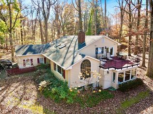 1 Meeting Grove Ln, Norwalk, CT 06850