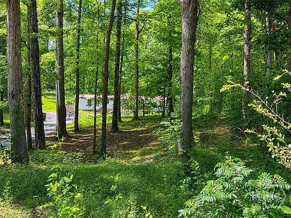 3rd image of 400 W Kellogg Drive