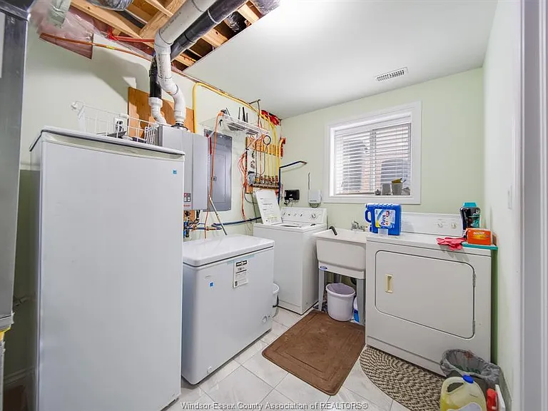1937 Mark Ave #BASEMENT — Photo 17
