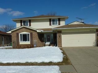 11643 Steven Dr, Sterling Heights, MI