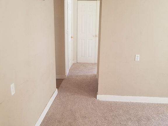 5th image of 10047 Mulford St