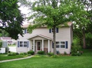 375 Timber Pl, Decatur, IL 62521