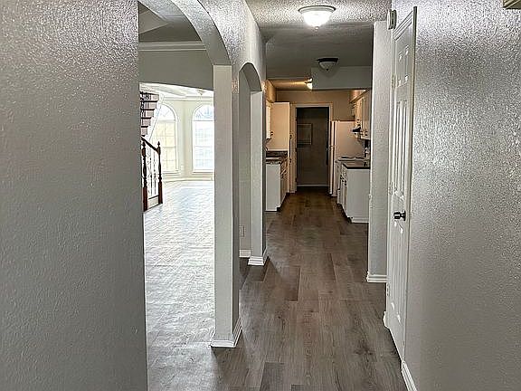 3rd image of 545 Tubbs Rd