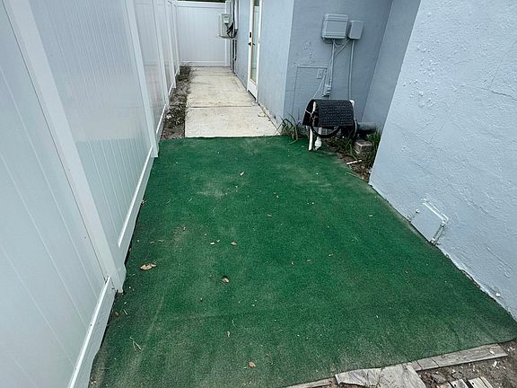 3rd image of 1518 Murray Ave #2