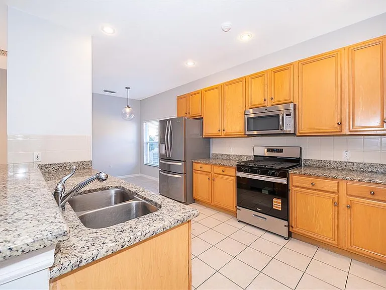 2505 Aster Cove Ln — Photo 12