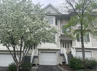 8893 Brunell Way, Inver Grove Heights, MN 55076