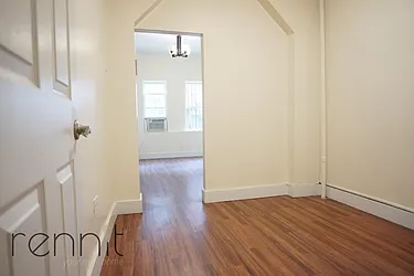 Rented by Rennit Inc.