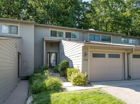 3023 Lakehaven Ct, Ann Arbor, MI 48105