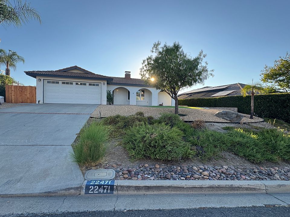 Welcome home to quite property.