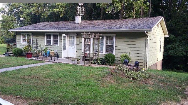 1st image of 230 Autumn Woods Ln