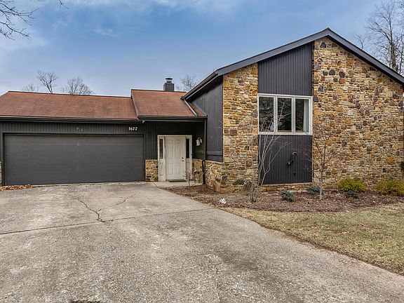 2nd image of 1622 S Greenfield Ct