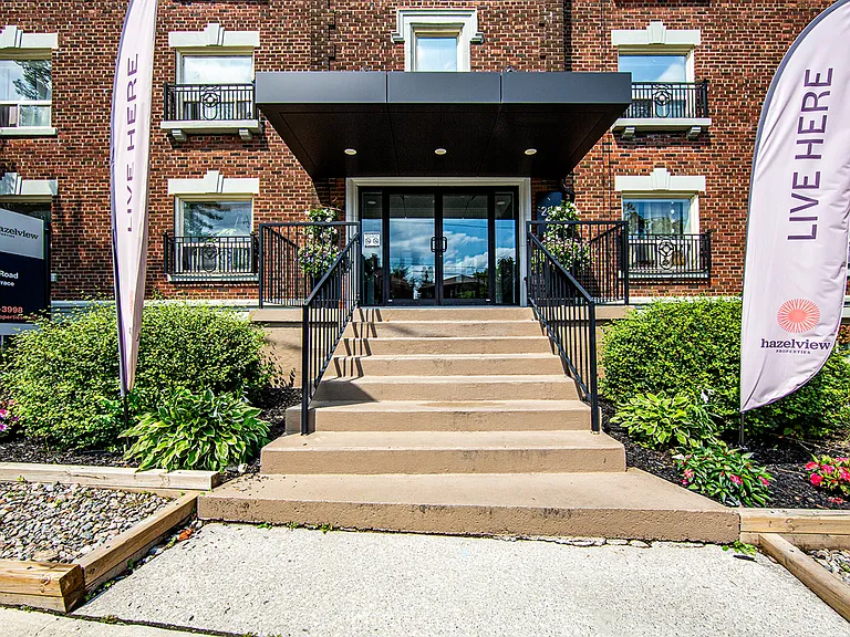 261 Vaughan Rd — Photo 10