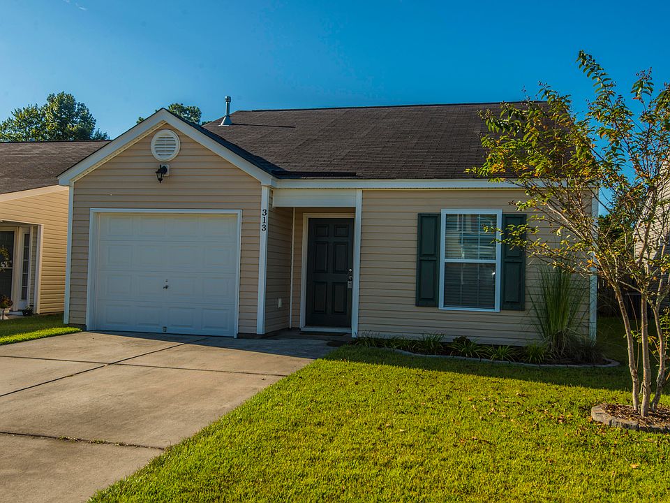 1st image of 313 Salkahatchie St