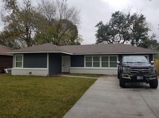 6146 Westover St, Houston, TX 77033