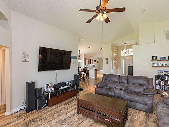 Living Room & Dining Kitchen