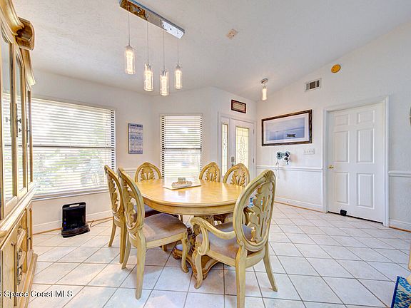 5th image of 3867 Wethersfield Cir