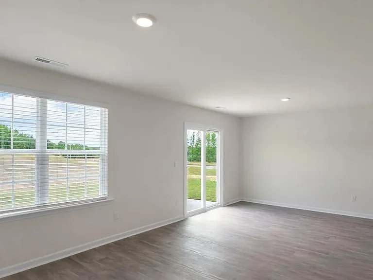 216 Olive Br — Photo 10