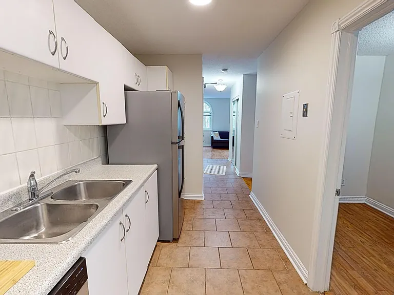 46 Maclaren St — Photo 13