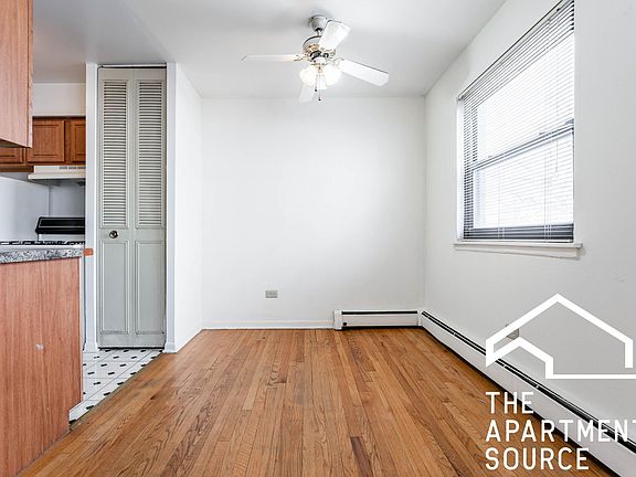 4th image of 3162 N Cambridge Ave #207