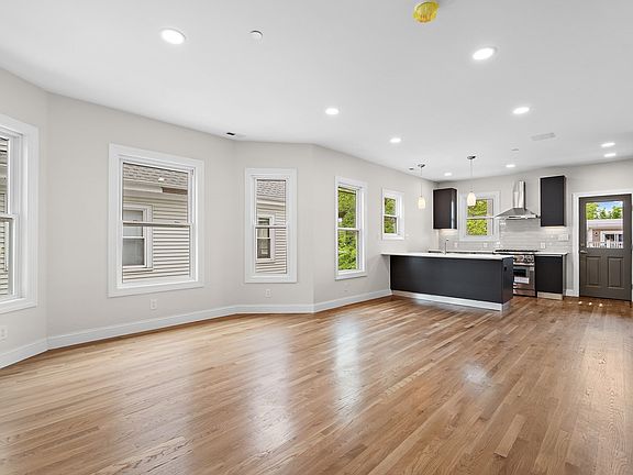 3rd image of 12 Foskett St #2