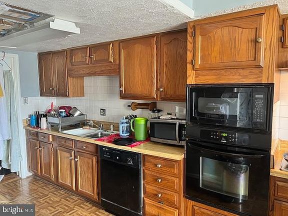2nd image of 14778 Candlewood Ct