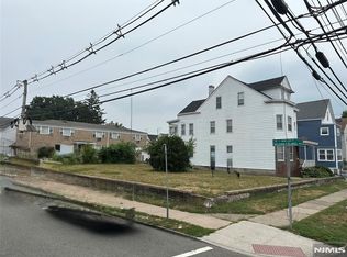 88 Montclair Ave, Paterson, NJ 07503