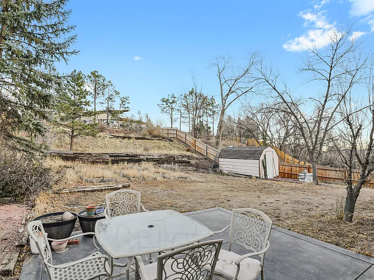 1009 Pioneer Ln — Photo 17
