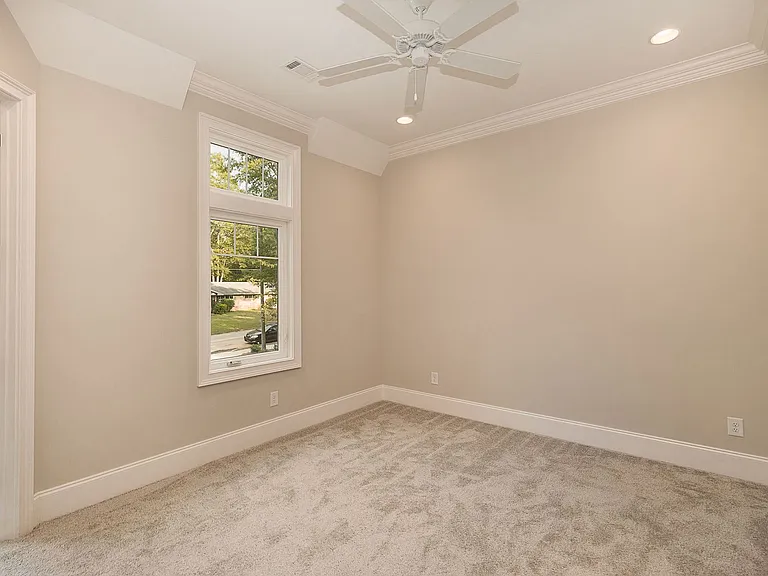 437 Sanders St #3 — Photo 10