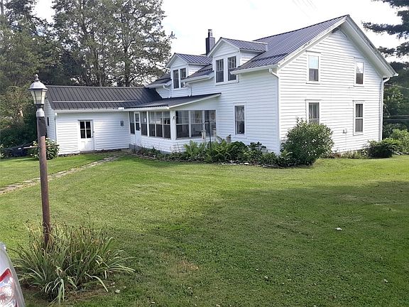 3rd image of 1860 Nanticoke Dr